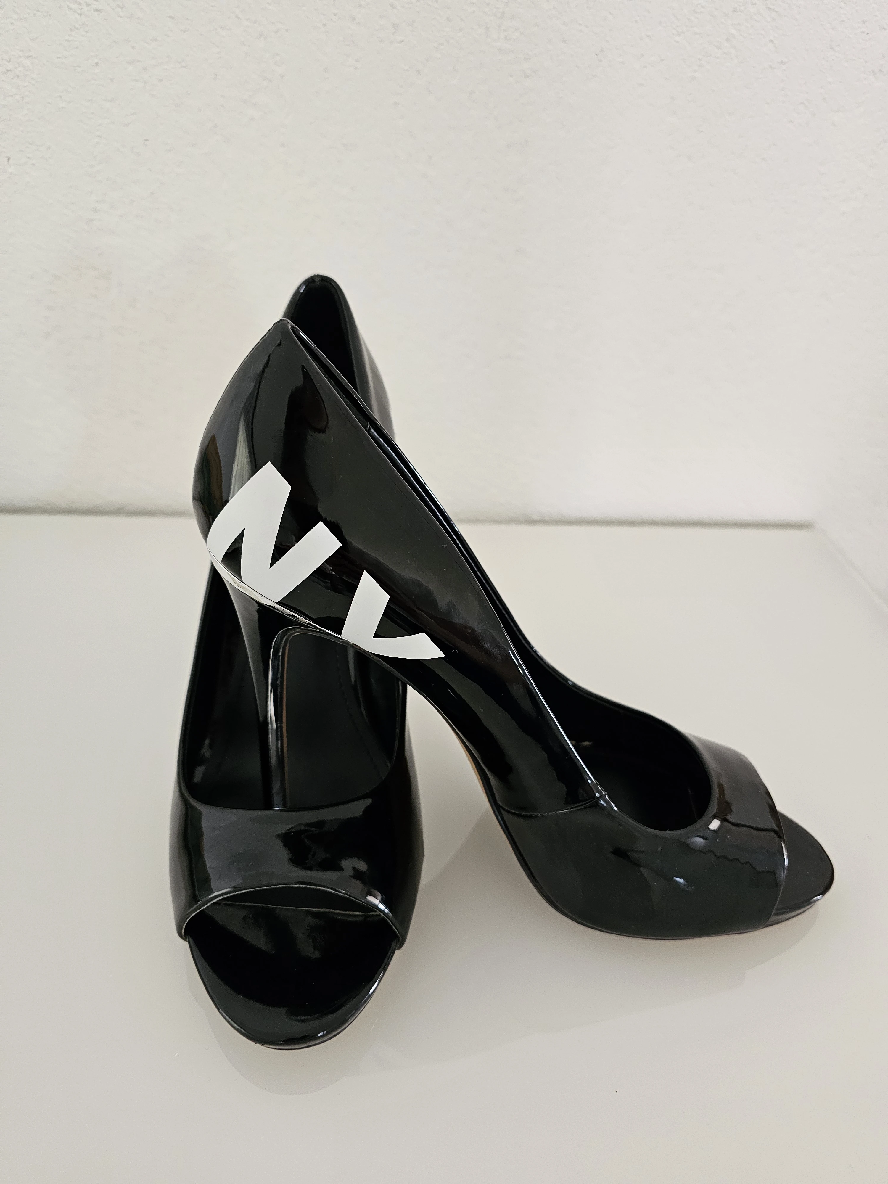 DKNY High Heel Peeptoe IRIS | LOOP-Marktplatz
