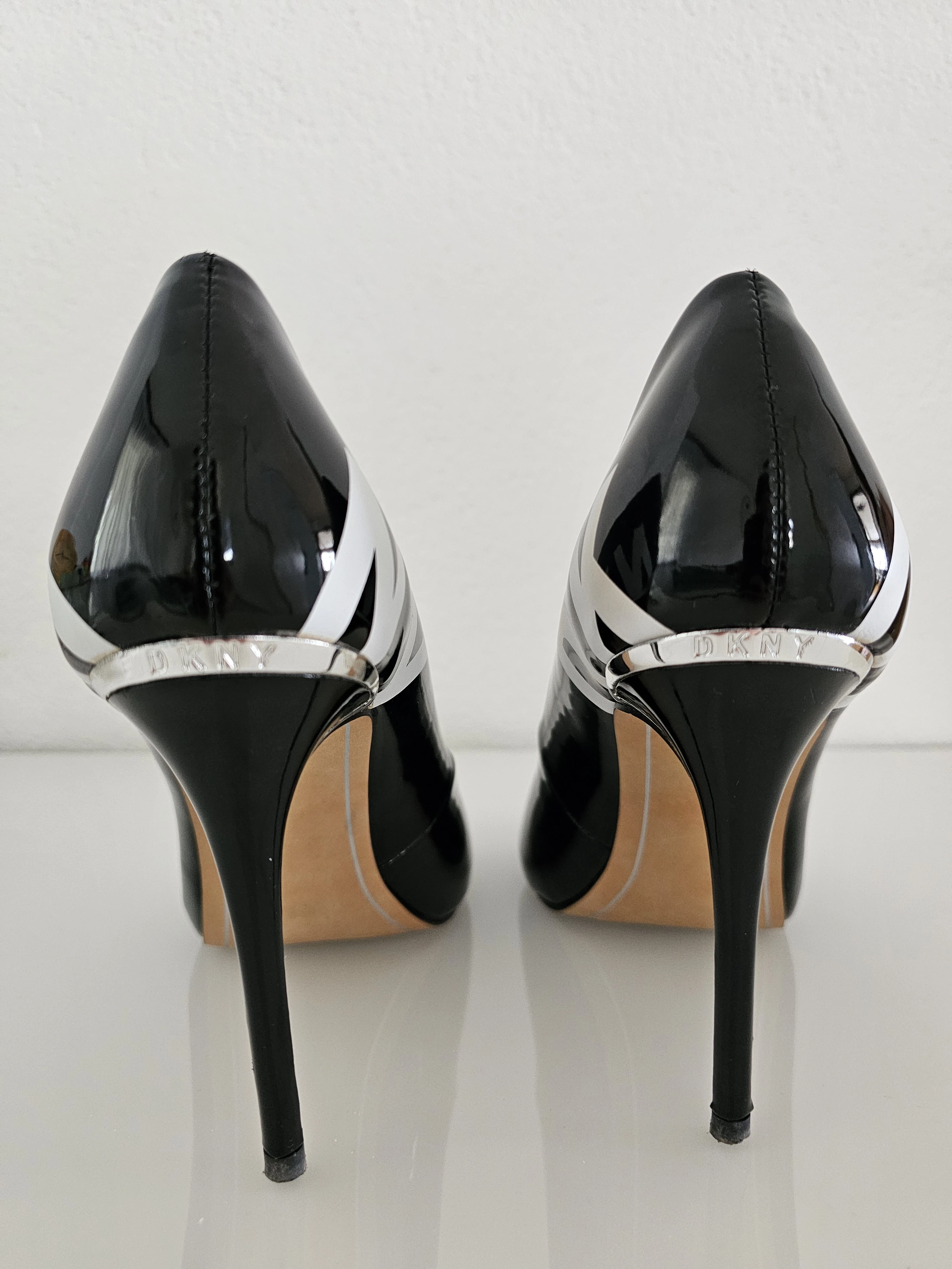 DKNY High Heel Peeptoe IRIS | LOOP-Marktplatz