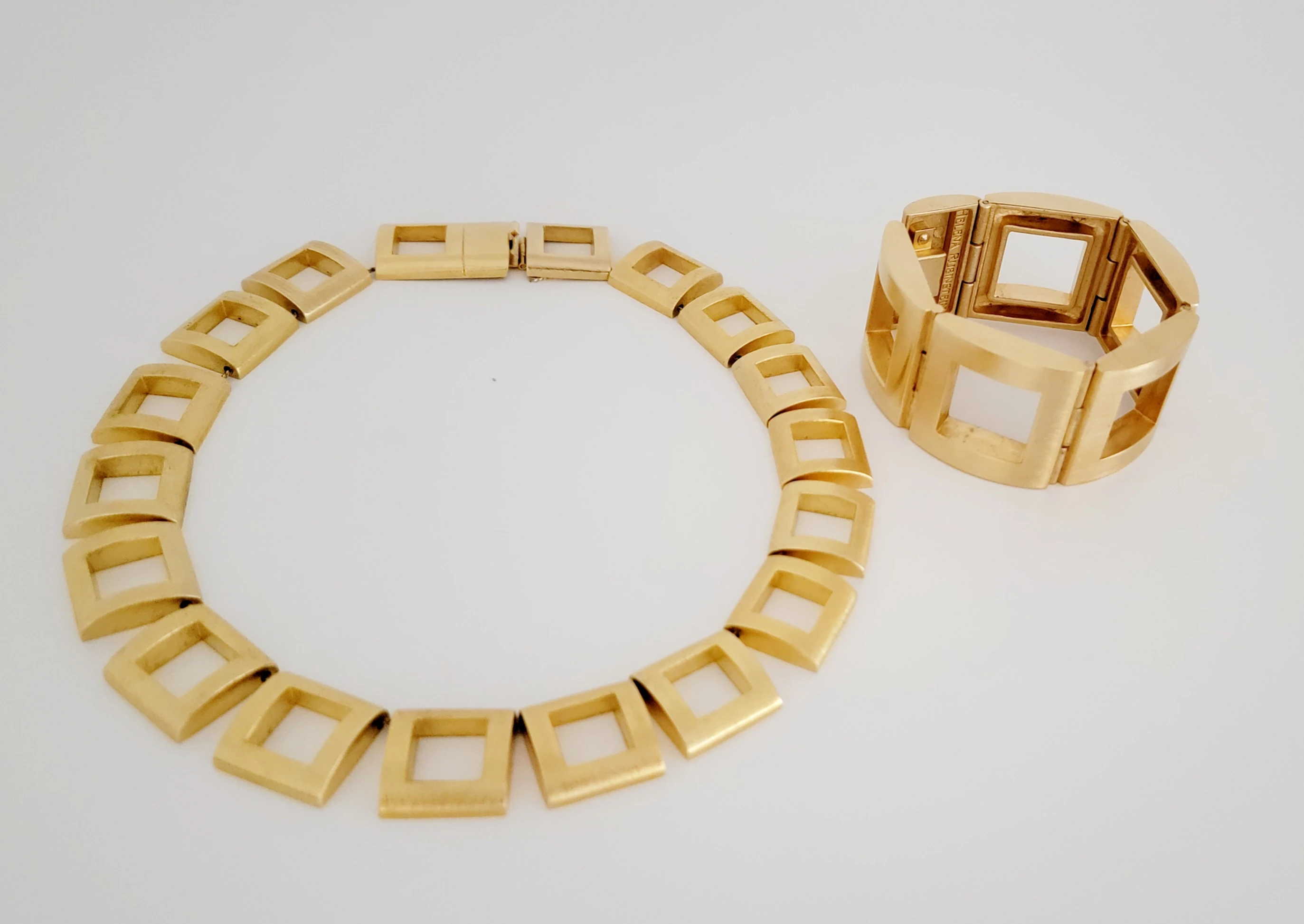 Vintage Modeschmuck Helena Rubinstein | LOOP Marketplace
