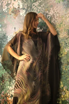 LIEU STAEHELIN  Seiden Kaftan | LOOP Marketplace