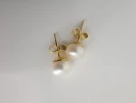 Süsswasserperlen mit Goldstecker