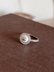 Romantischer Chanel Ring