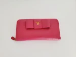 Prada Portemonnaie mit Masche