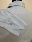 Hellblaue Bluse