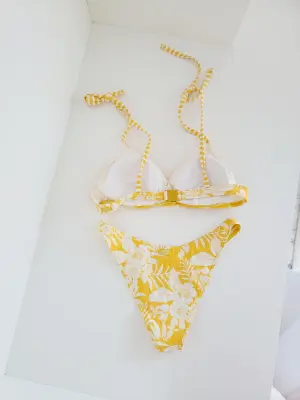 Neuer Banana Moon Bikini | LOOP Marketplace