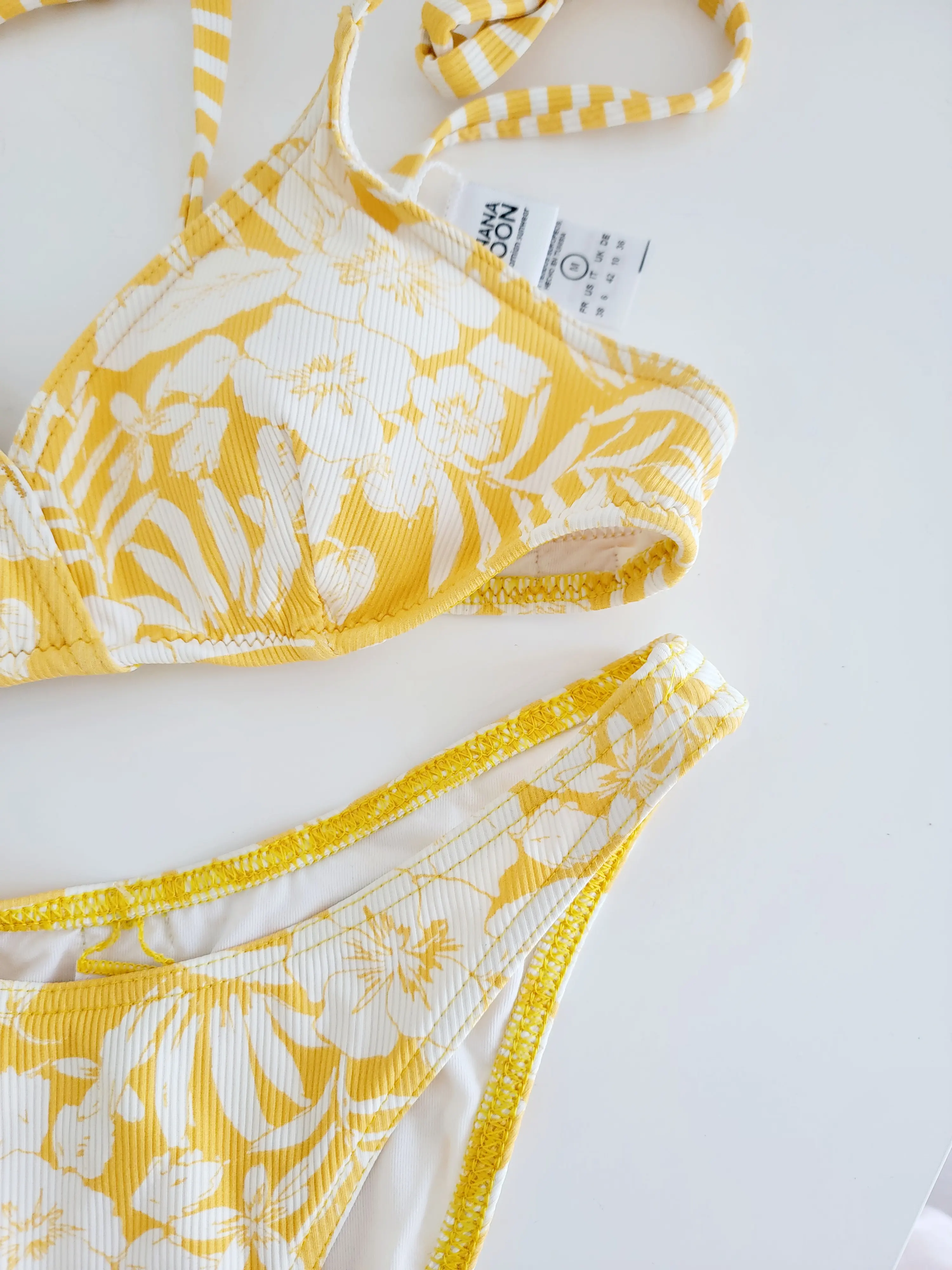 Neuer Banana Moon Bikini | LOOP Marketplace