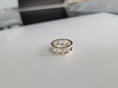 Gucci Silberring | LOOP-Marktplatz