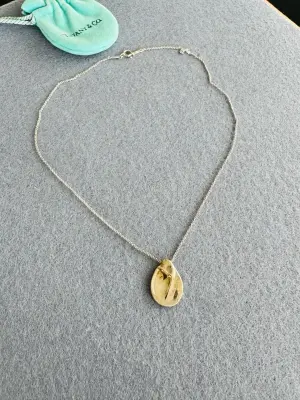 Tiffany & Co. Halskette mit Madonna | LOOP Marketplace