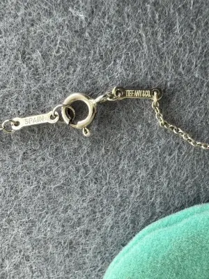 Tiffany & Co. Halskette mit Madonna | LOOP Marketplace