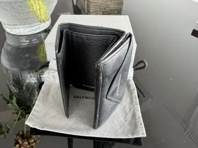 Balenciaga Portemonnaie | LOOP-Marktplatz