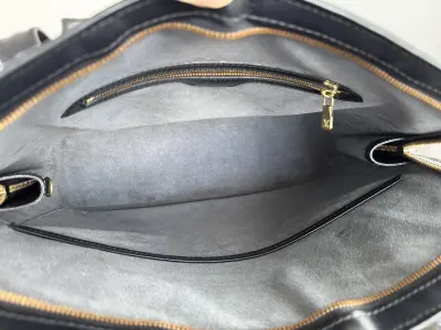 Louis Vuitton Epi Lussac Tasche | LOOP Marketplace