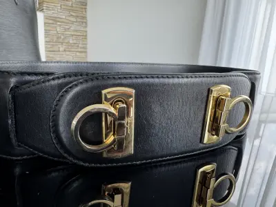 Ferragamo Taillen-Gürtel | LOOP Marketplace