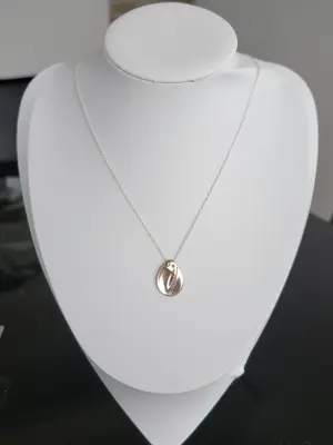 Tiffany & Co. Halskette mit Madonna | Marché LOOP