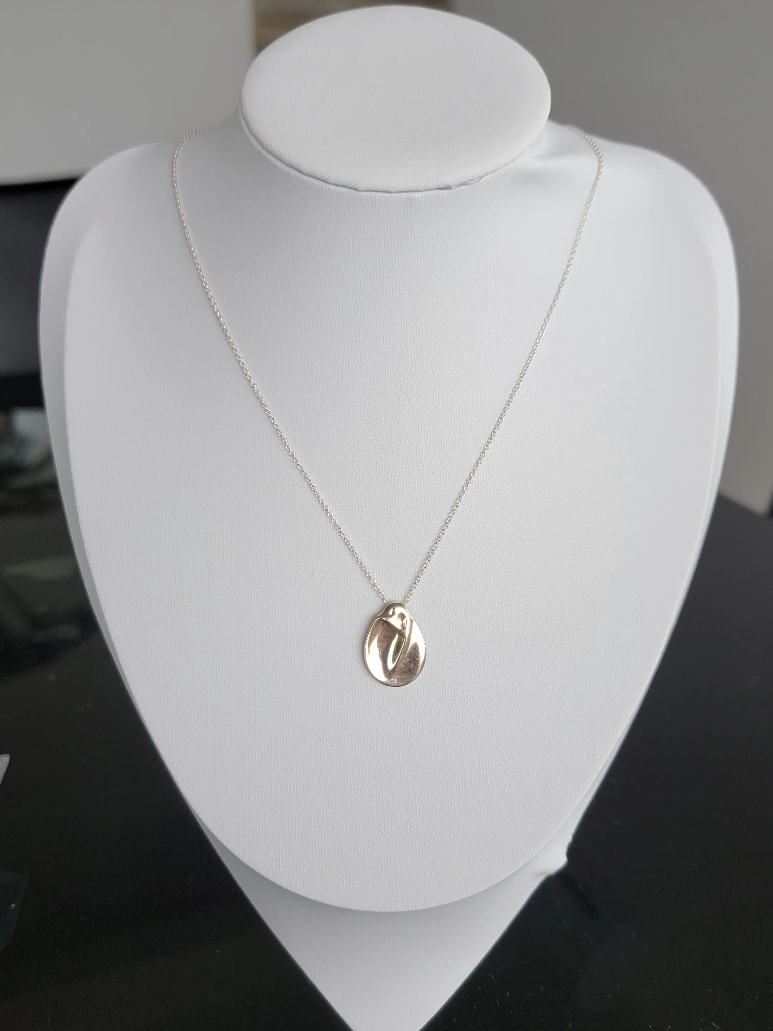 Tiffany & Co. Halskette mit Madonna | Marché LOOP