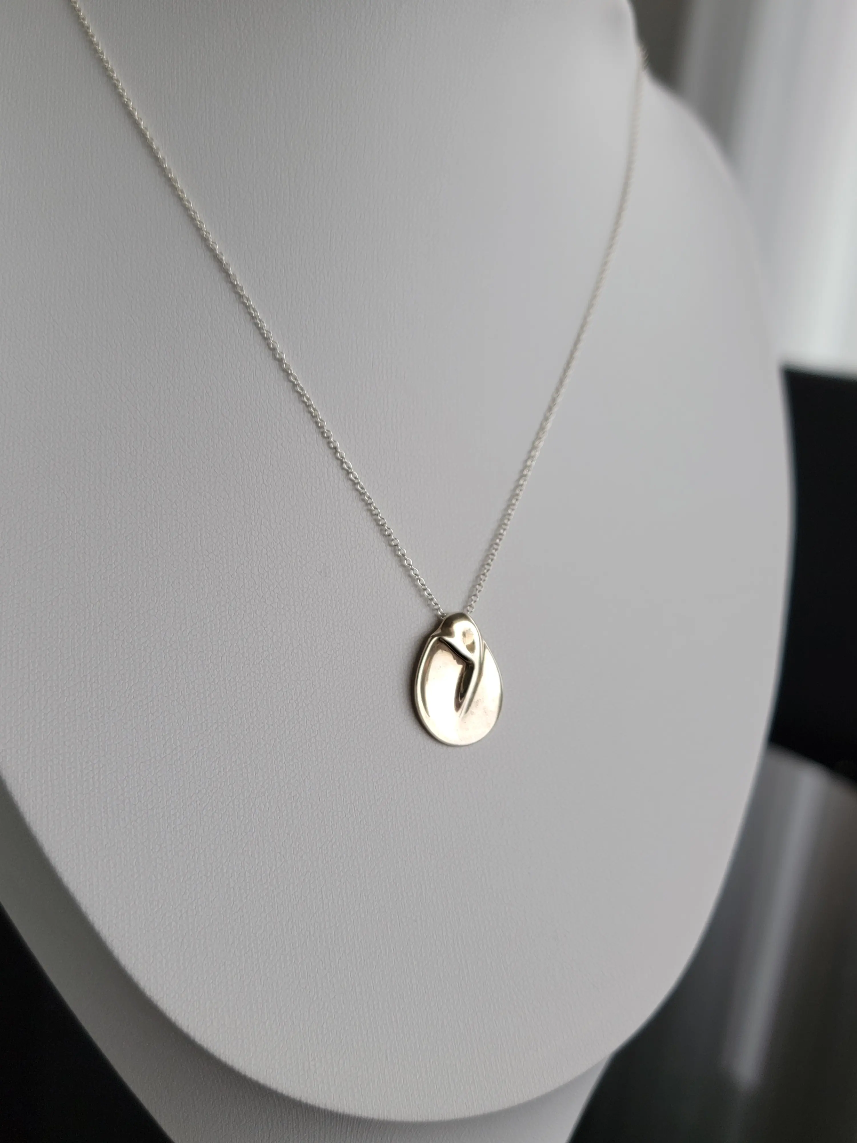Tiffany & Co. Halskette mit Madonna | Marché LOOP