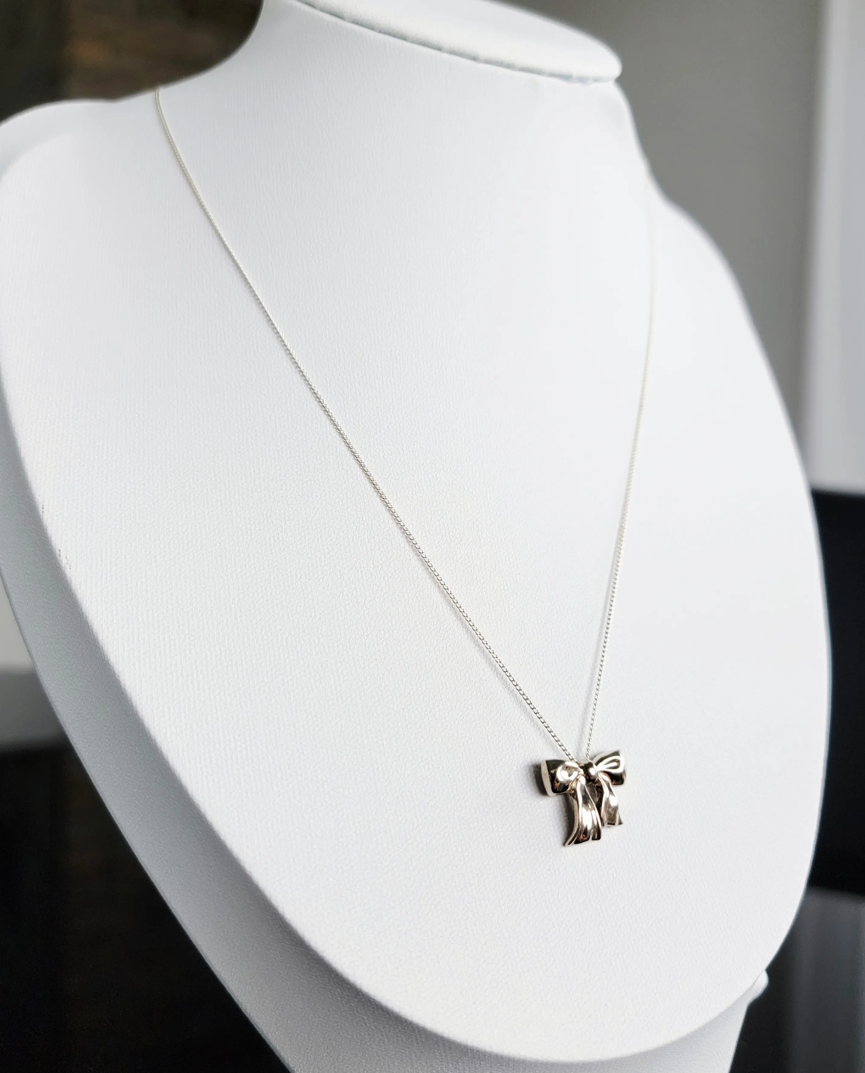 Tiffany & Co. Halskette mit Masche | LOOP Marketplace