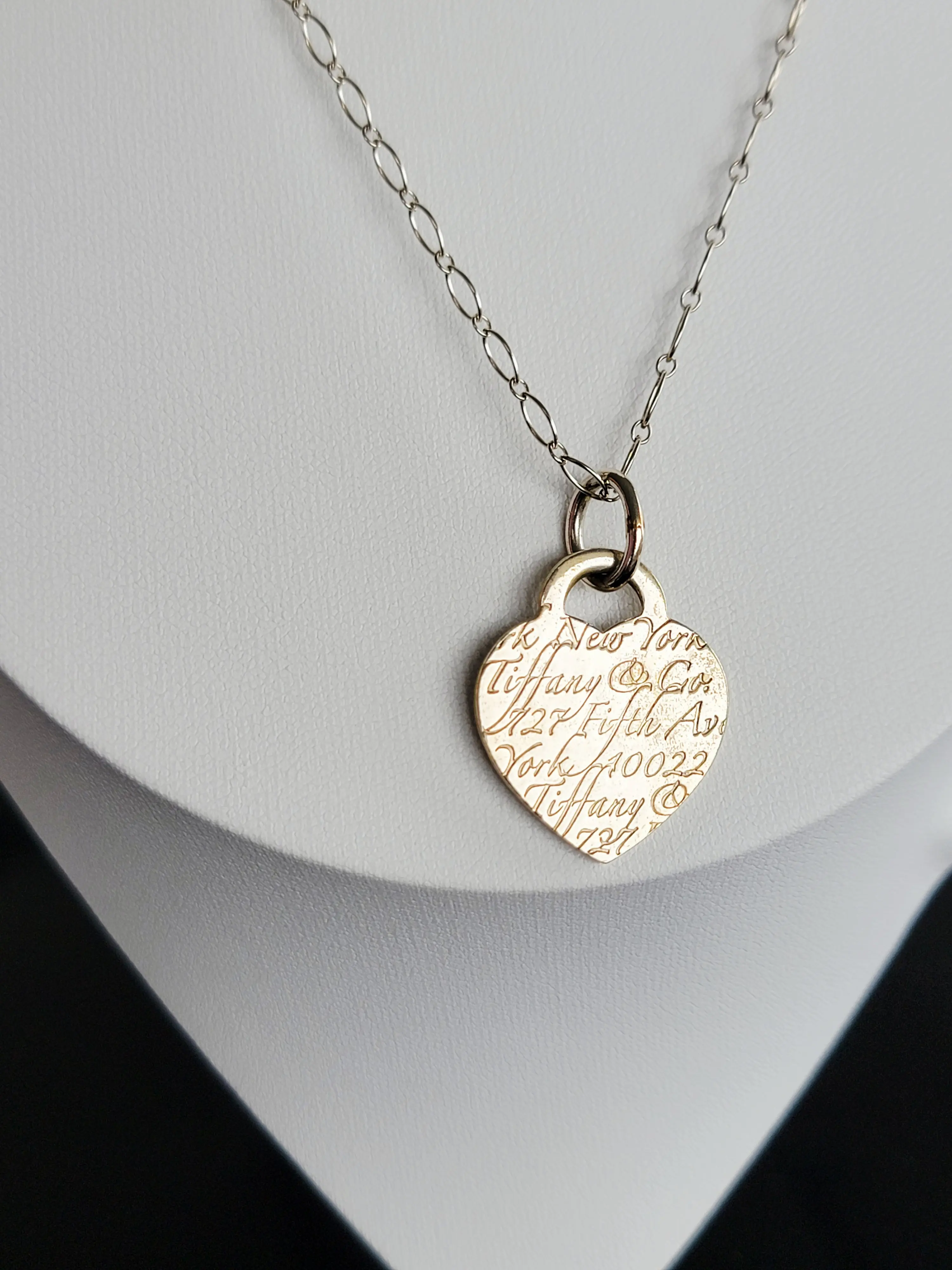 Lange Tiffany & Co. Halskette mit Herz | LOOP-Marktplatz