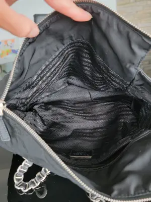 Prada Nylon Tasche | LOOP Marketplace