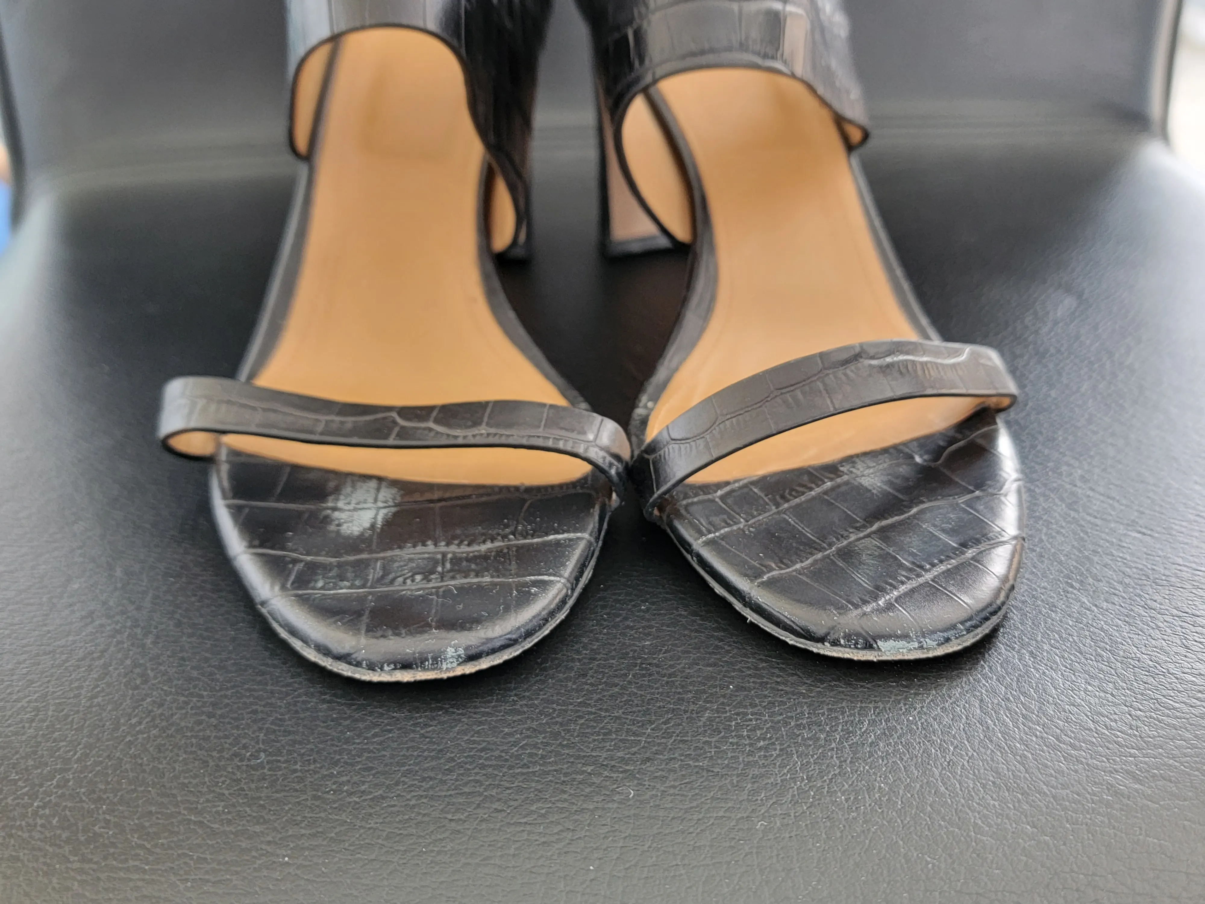 Schöne und bequeme Navyboot Sandalen | LOOP Marketplace