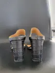 Schöne und bequeme Navyboot Sandalen