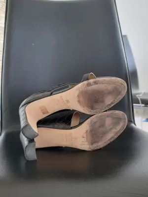 Schöne und bequeme Navyboot Sandalen | LOOP Marketplace