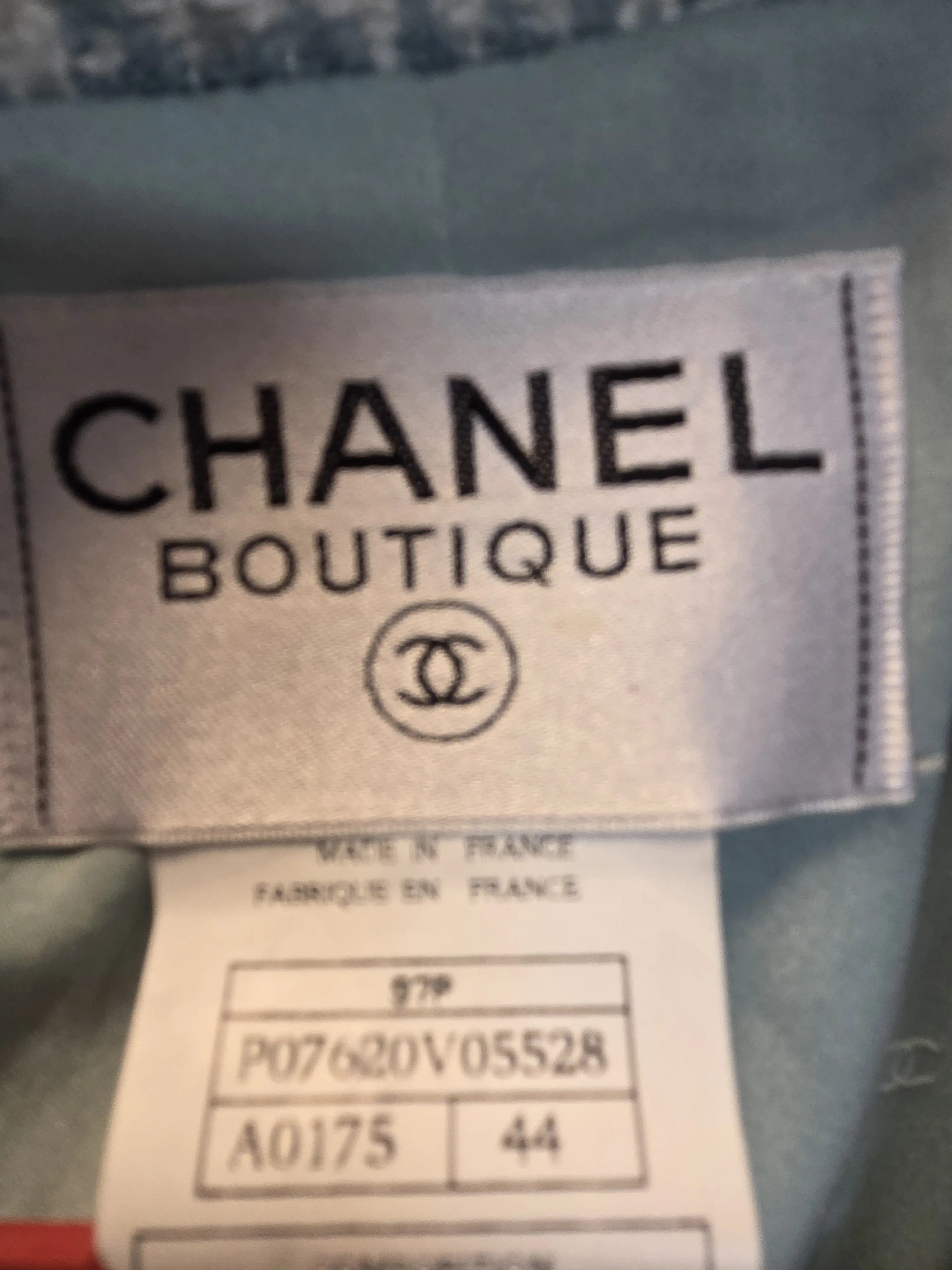 Chanel Tweed Jacket | LOOP-Marktplatz