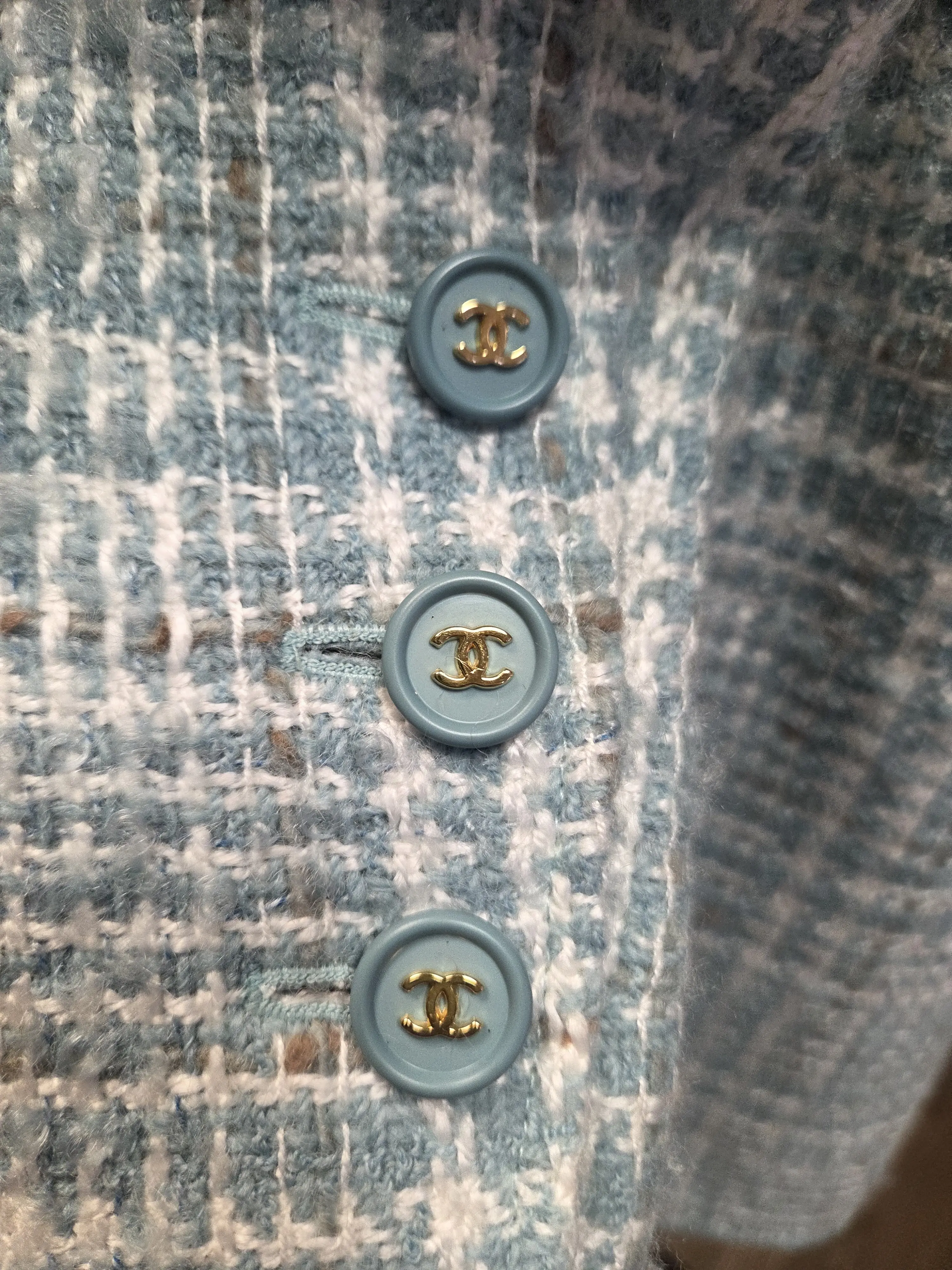 Chanel Tweed Jacket | LOOP-Marktplatz
