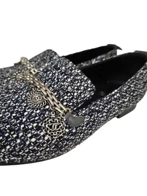 CHANEL Loafers | LOOP-Marktplatz