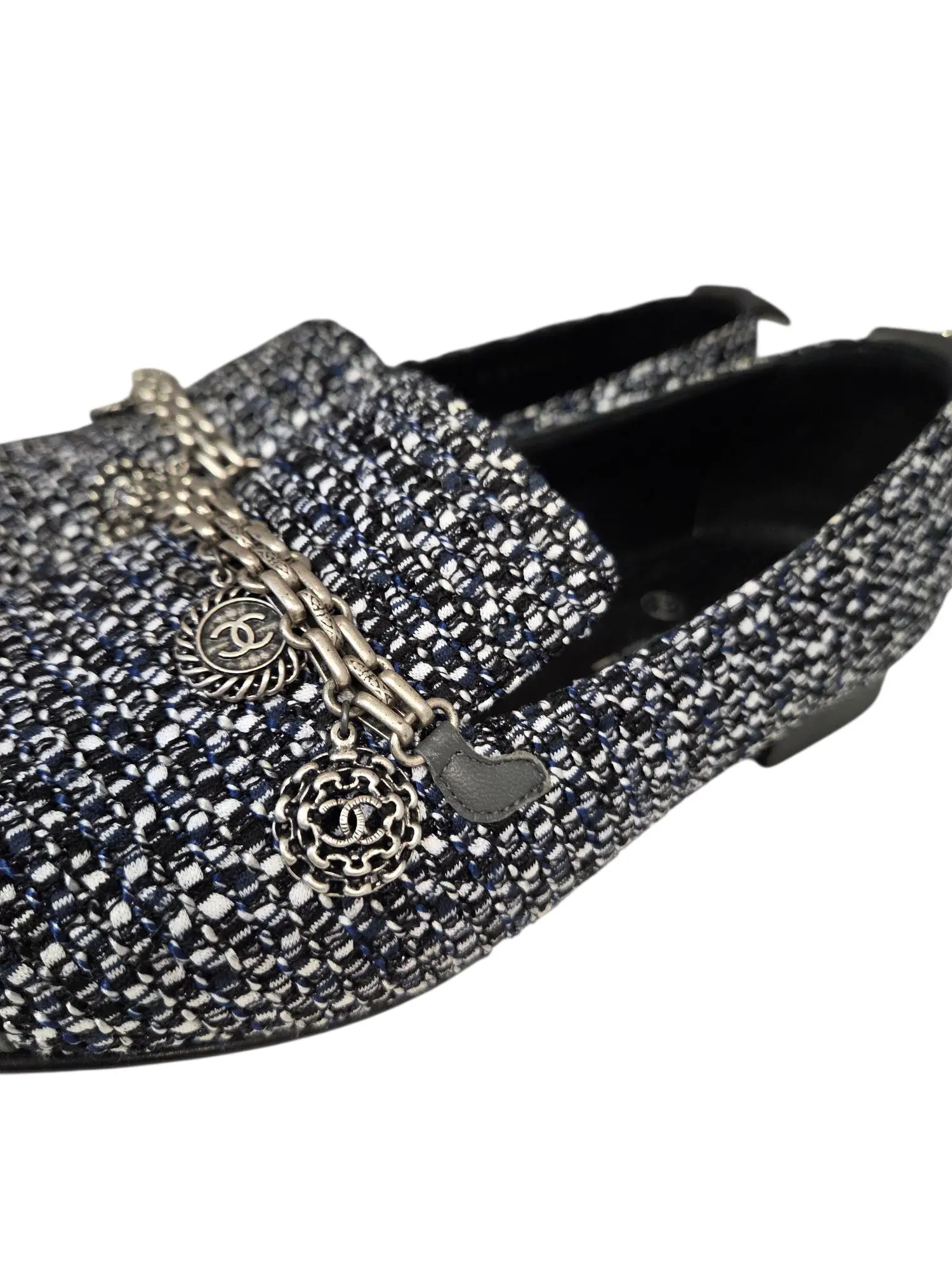CHANEL Loafers | LOOP-Marktplatz