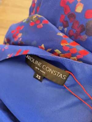 Caroline Constas | LOOP-Marktplatz