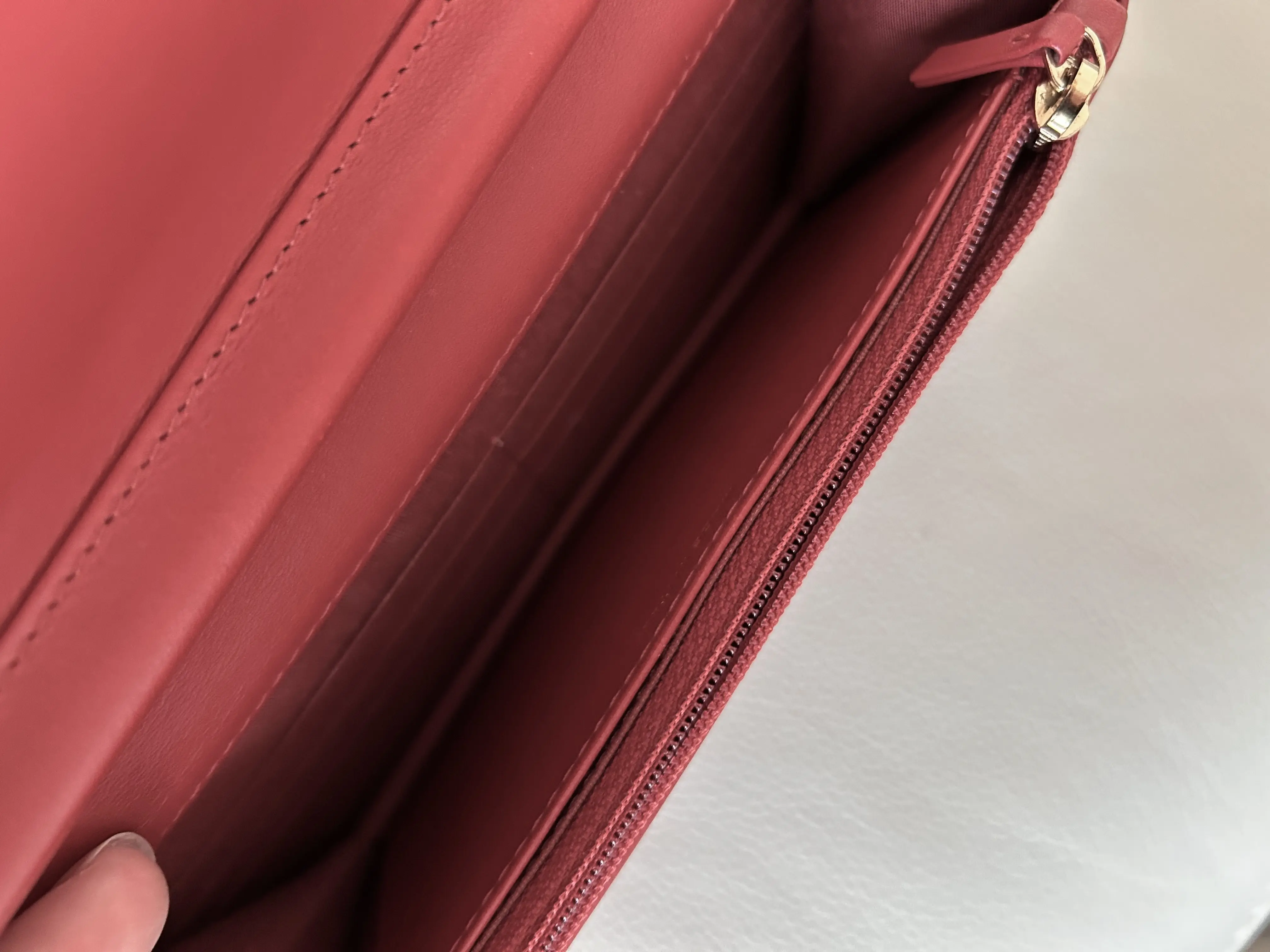 Chanel on chain in perfect condition | LOOP-Marktplatz