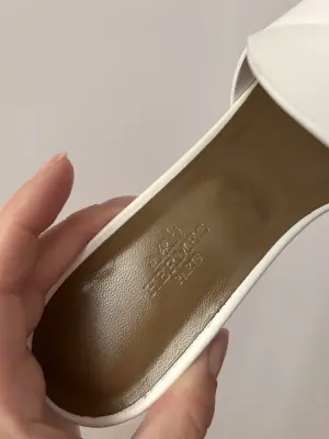 Hermes Mona shoes | LOOP-Marktplatz