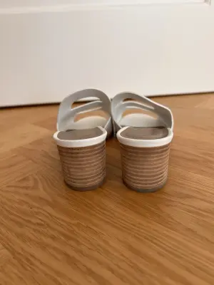 Hermes Mona shoes | LOOP-Marktplatz