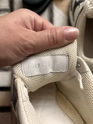 Chanel sneakers | LOOP-Marktplatz