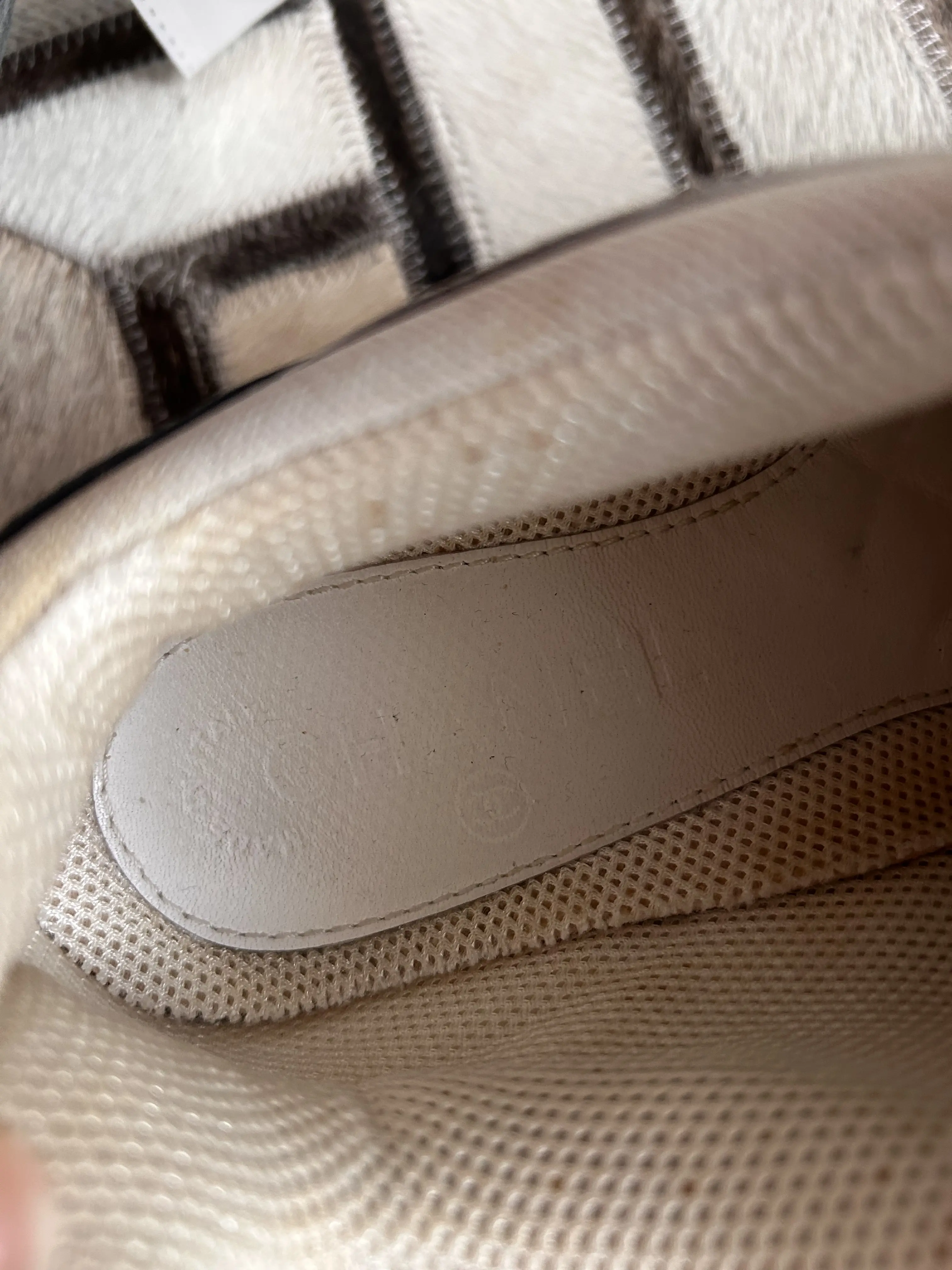 Chanel sneakers | LOOP-Marktplatz