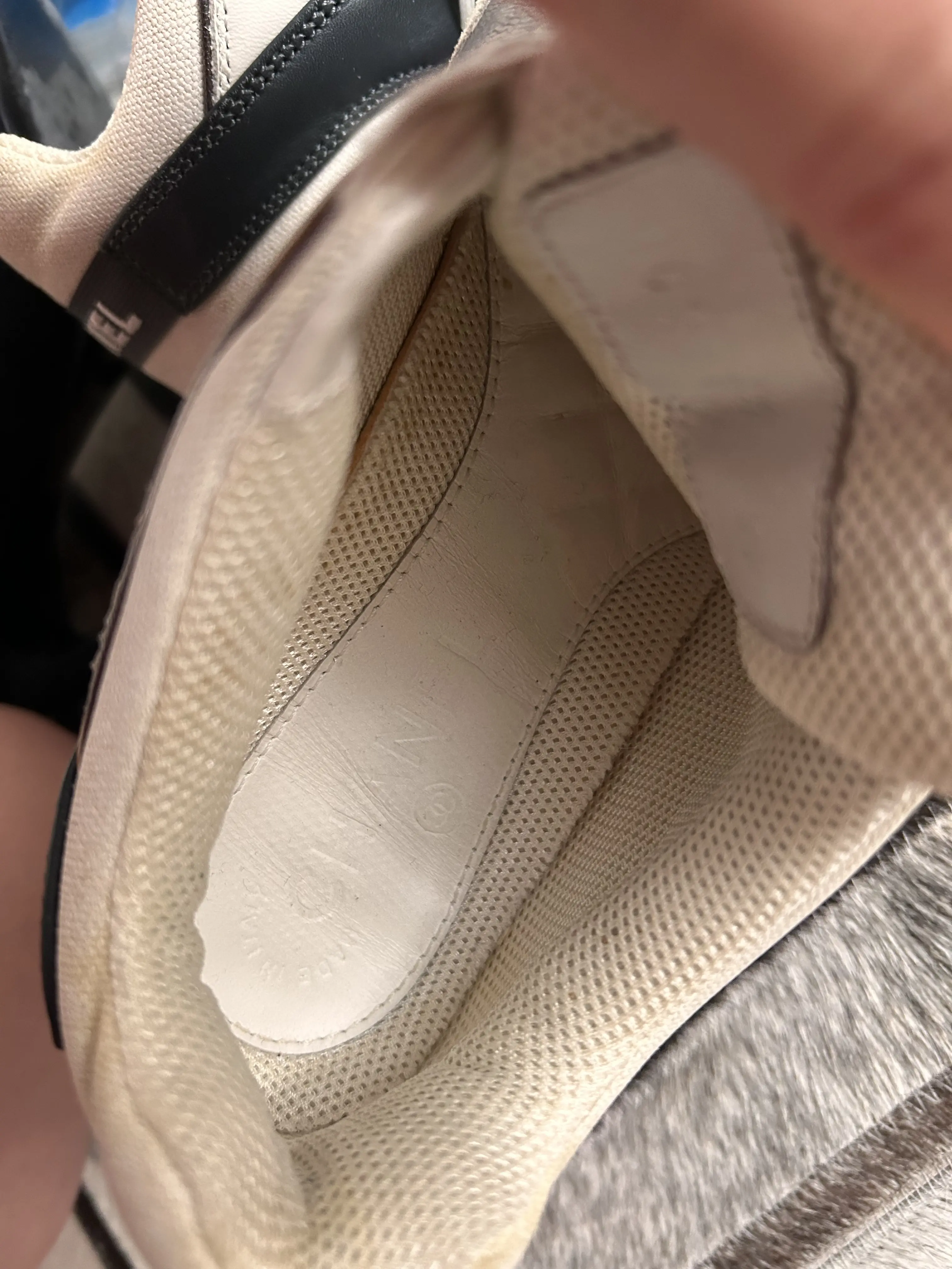 Chanel sneakers | LOOP-Marktplatz
