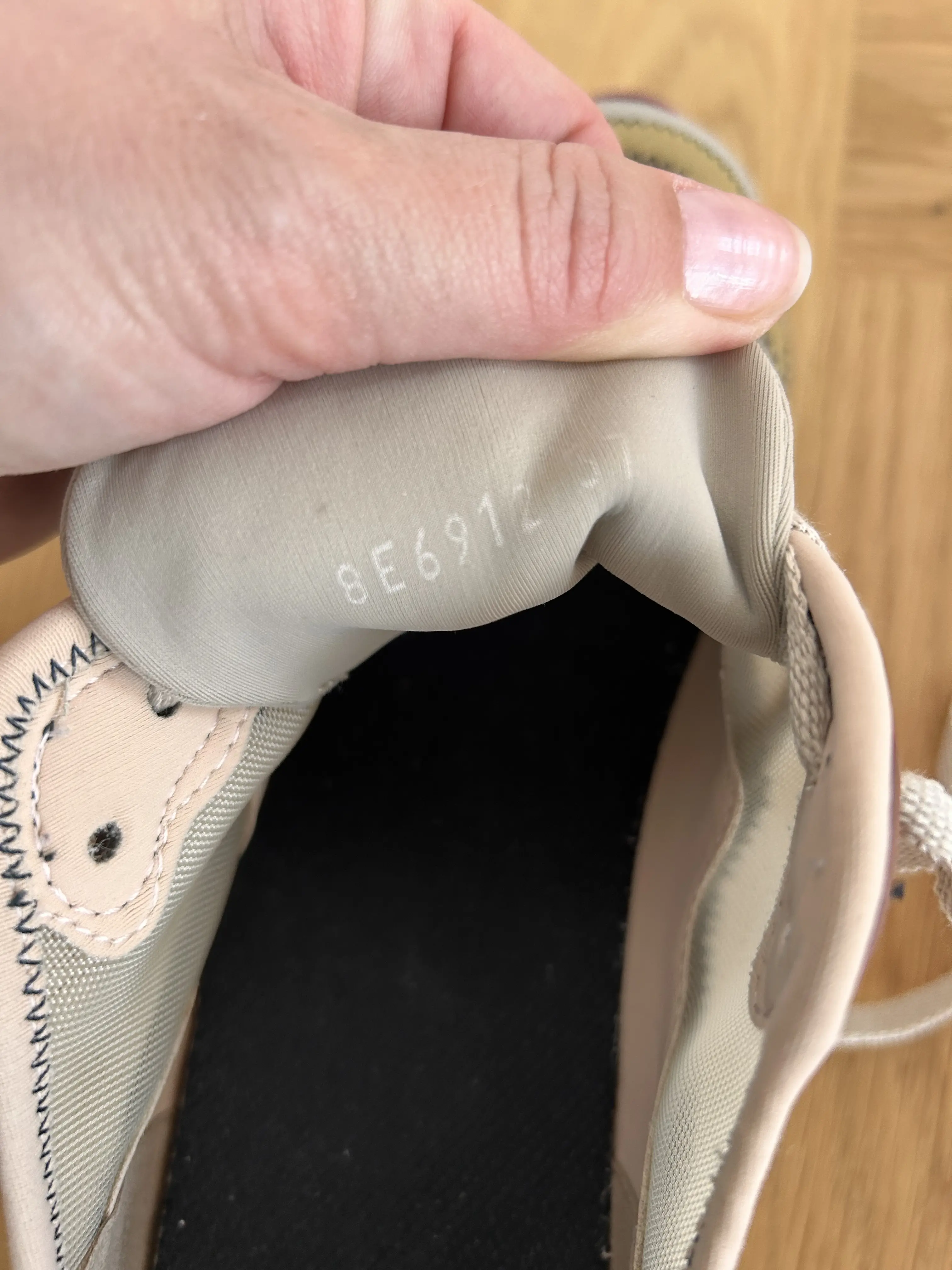 Fendi sneakers | LOOP-Marktplatz