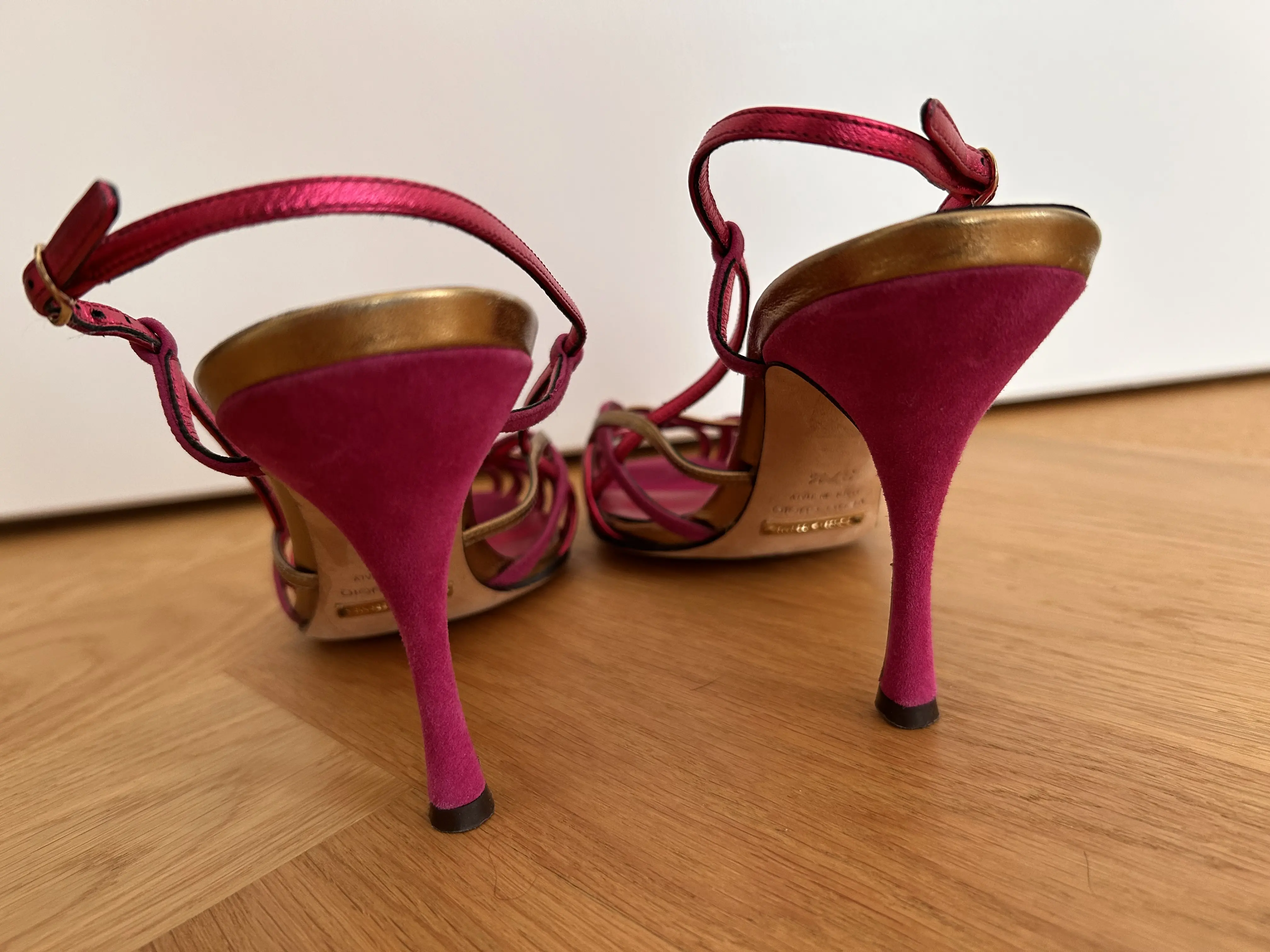 D&G sandals | LOOP Marketplace
