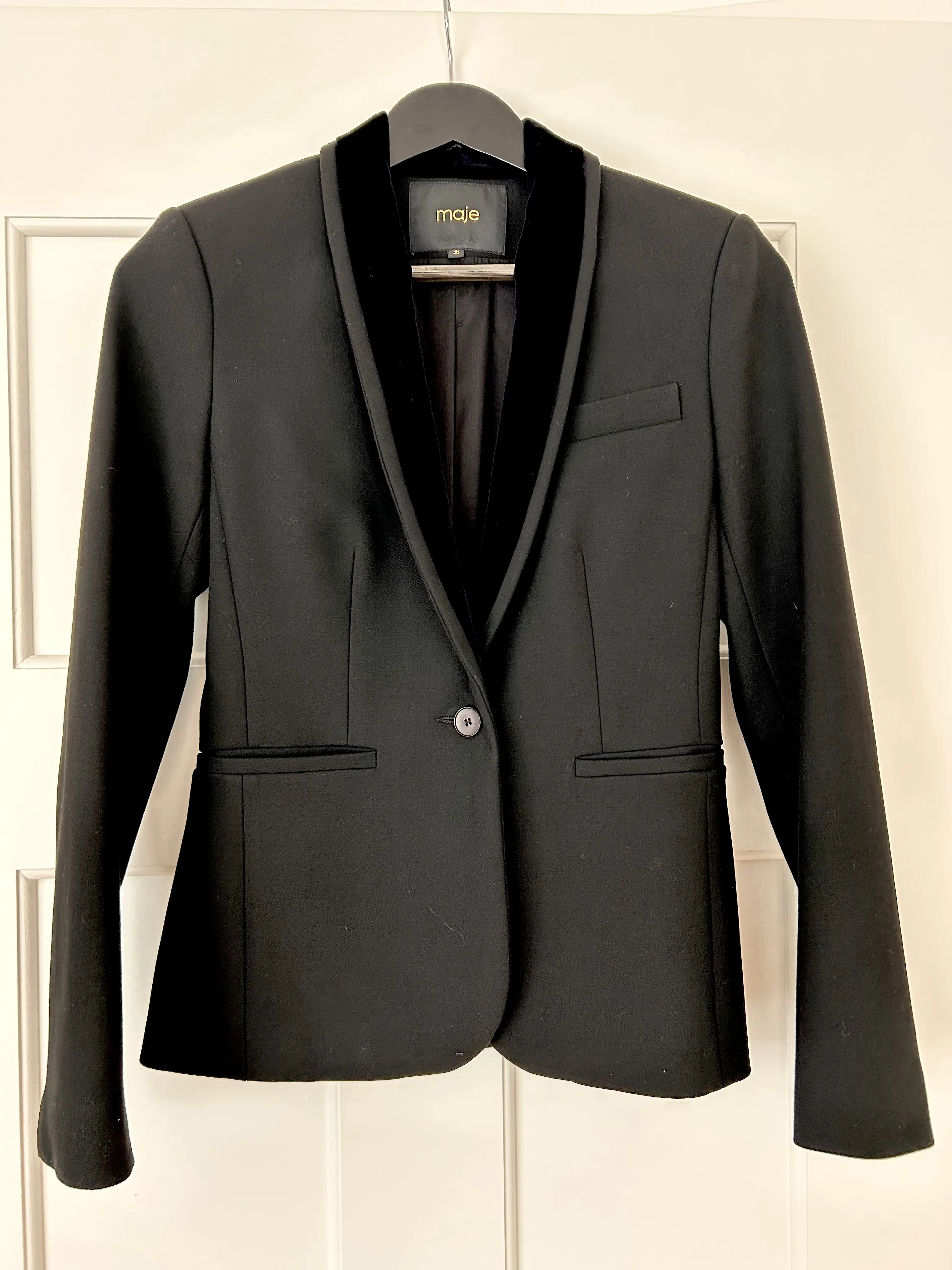 Tuxedo style suit | LOOP Marketplace