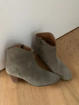 Neuwertige Isabel Marant Stiefelette | Marché LOOP