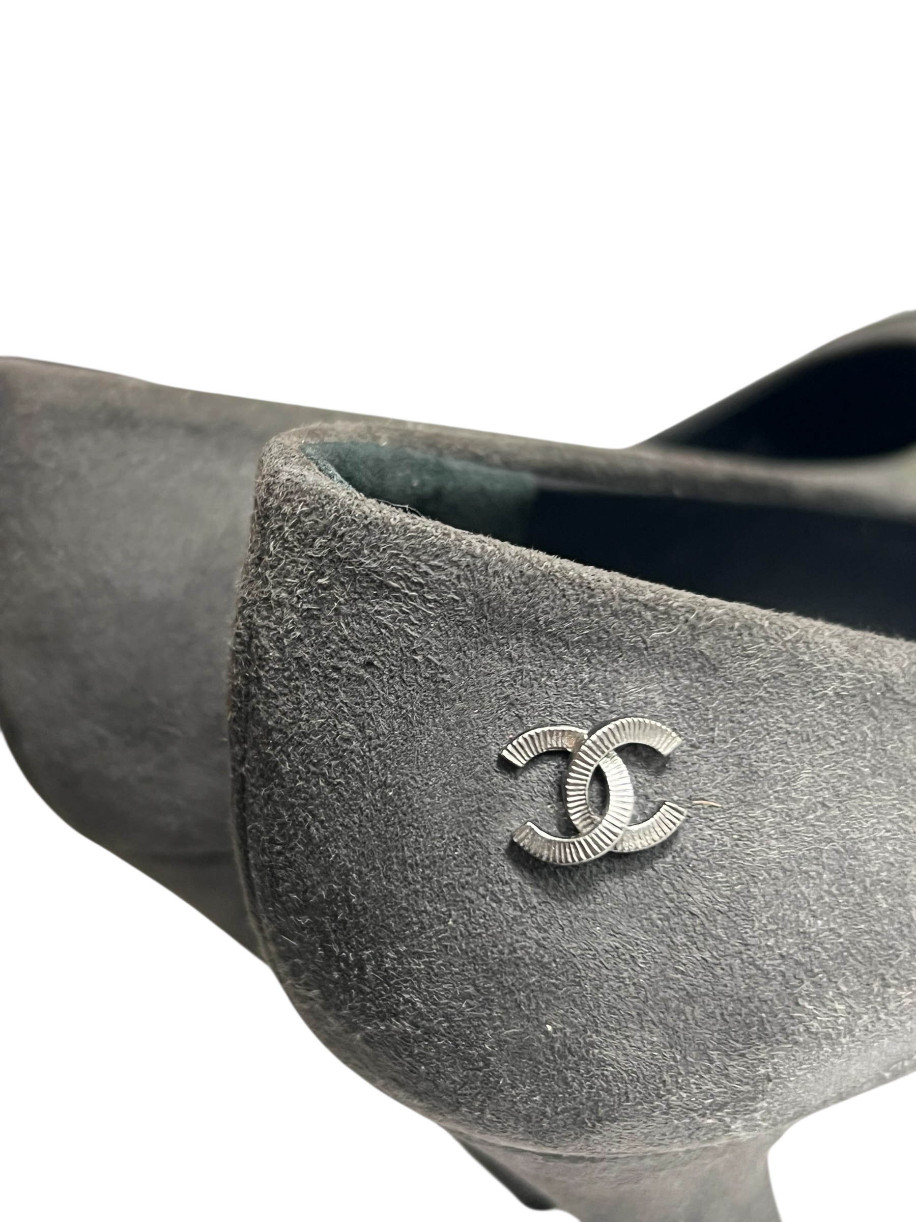 Chanel pumps