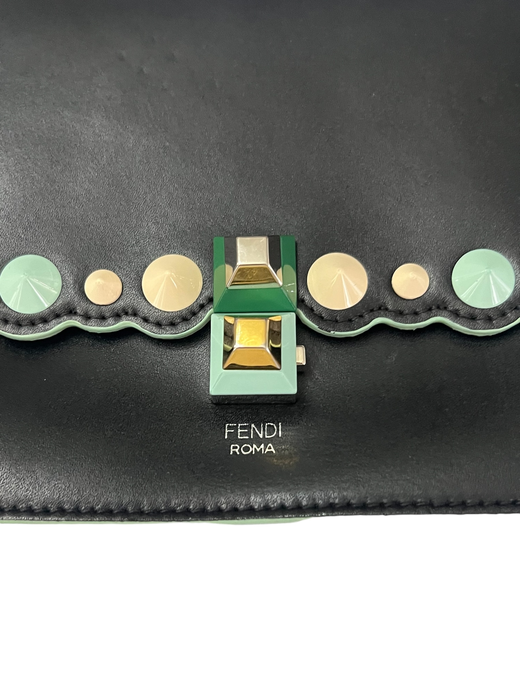 Fendi Kan I handbag | Marché LOOP