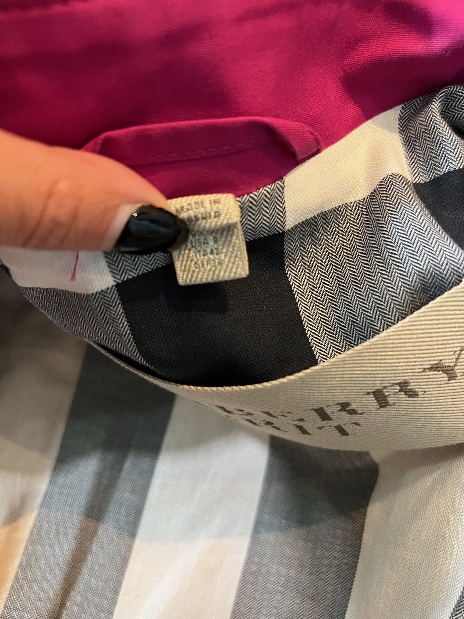 Short trench coat Burberry | Marché LOOP