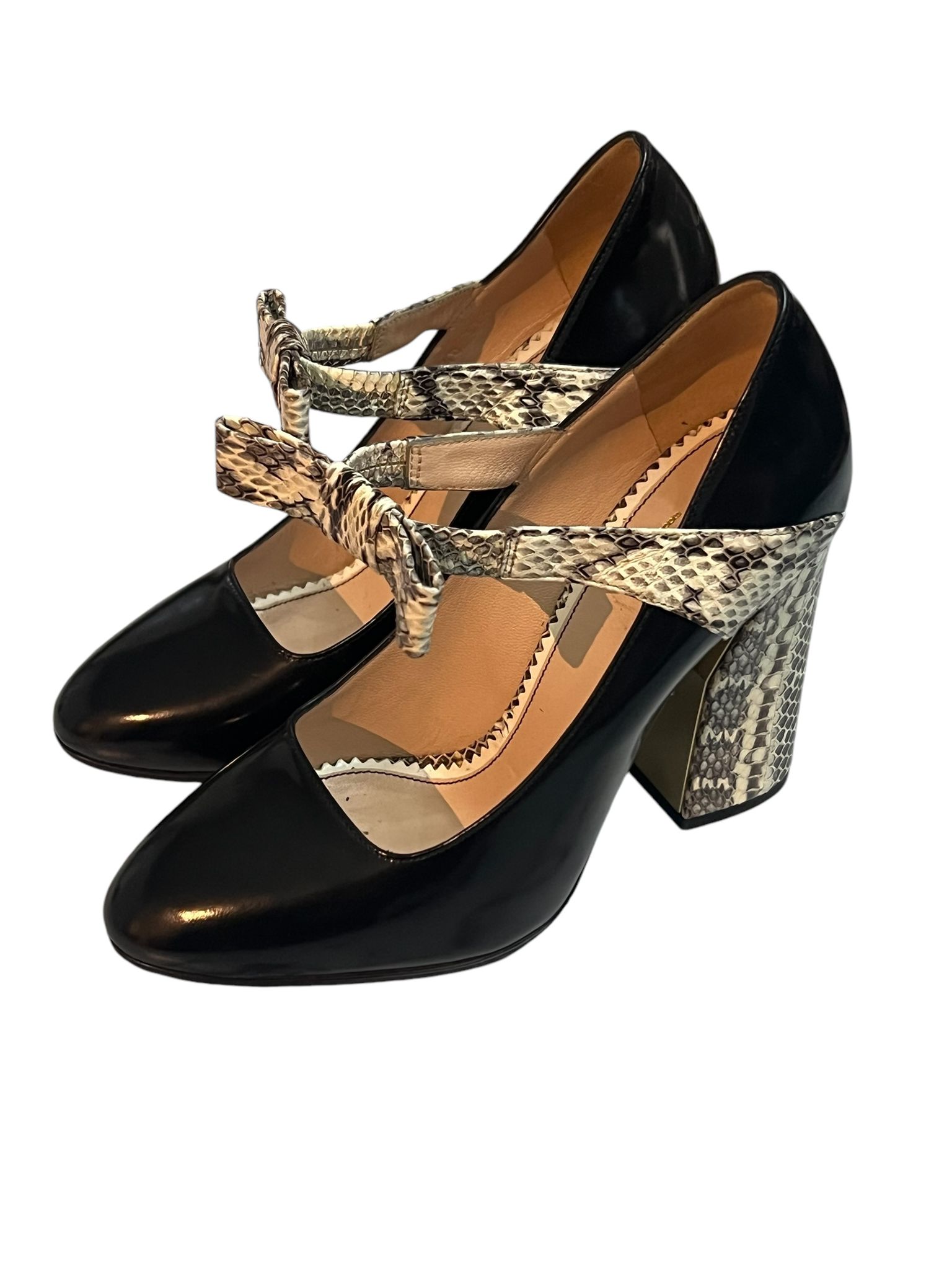 Gucci pumps