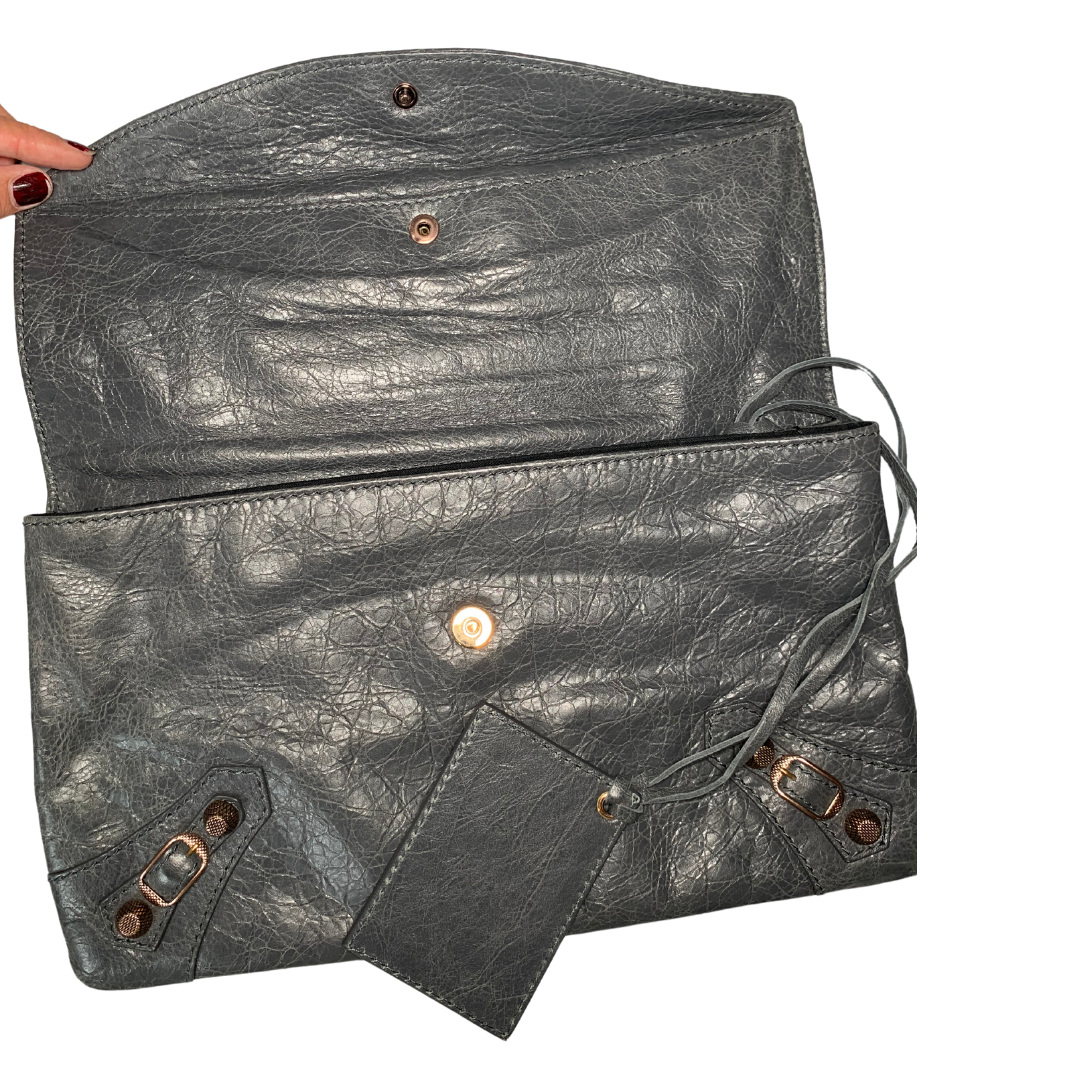 Balenciaga leather clutch | Marché LOOP