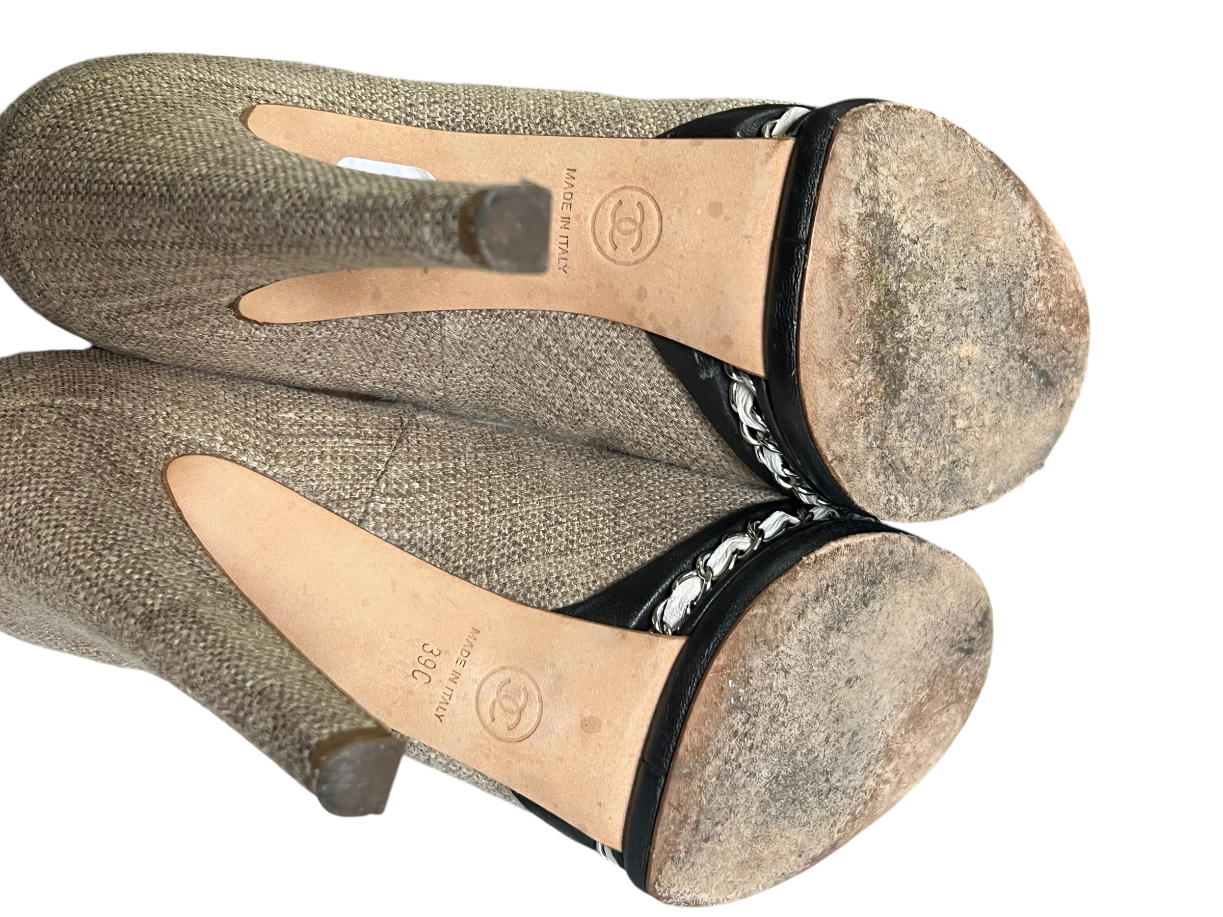 Chanel pumps