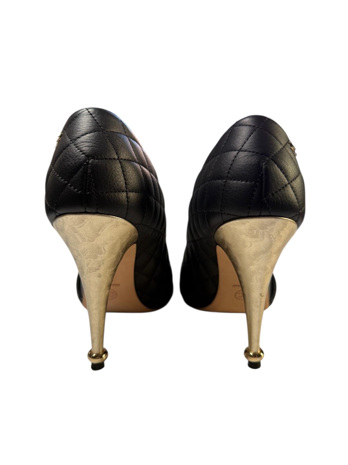 Chanel pumps | LOOP Marketplace