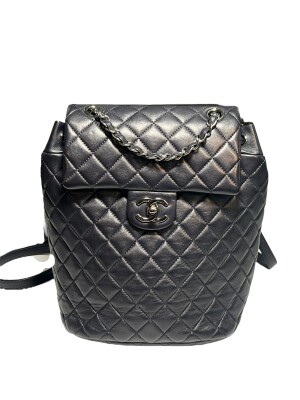 Chanel Backpack | Marché LOOP