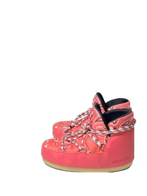 Moonboots Alanui | Marché LOOP