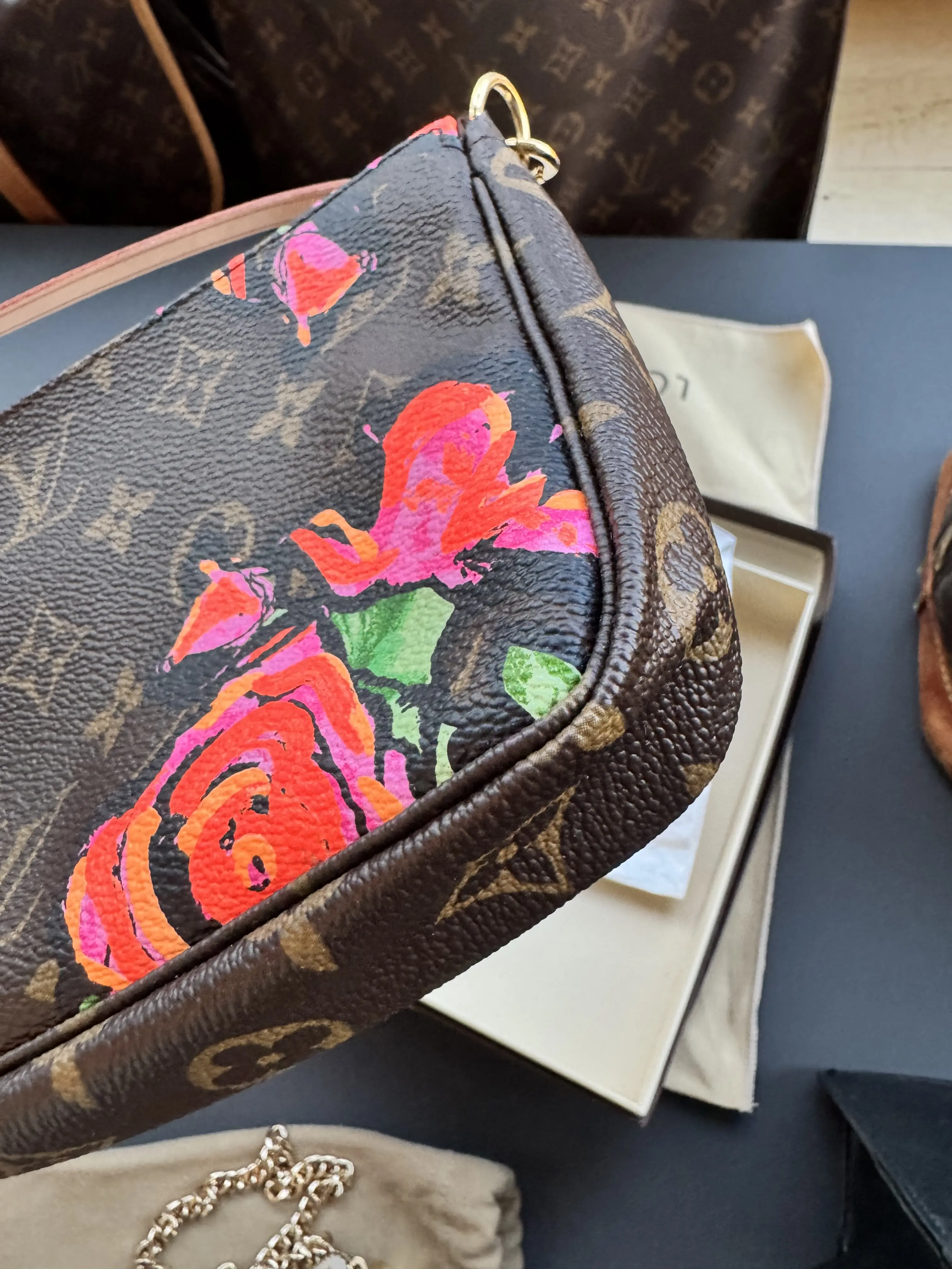 Louis Vuitton x Stephane Sprouse | Marché LOOP